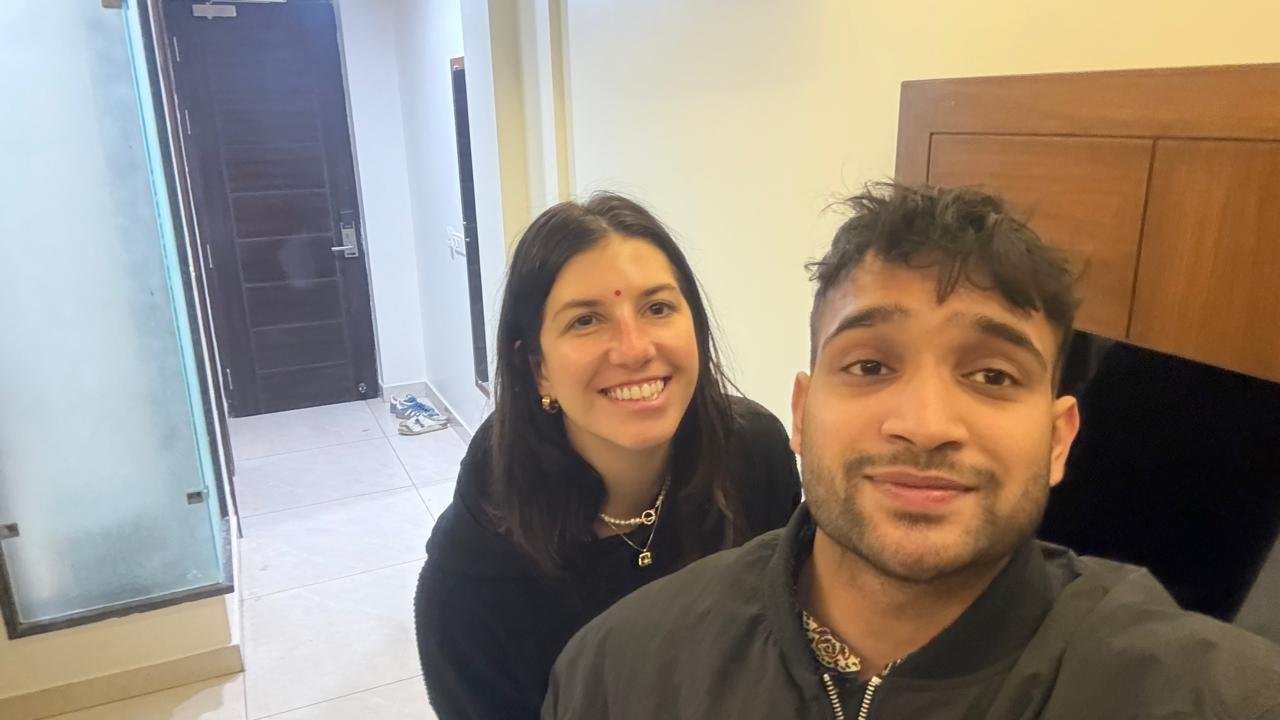 Acharya Shivik Raj with client after horoscope consultation